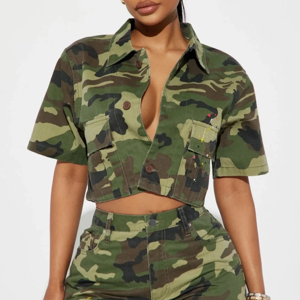 Cami Cargo Crop Top - Picture 1 of 10